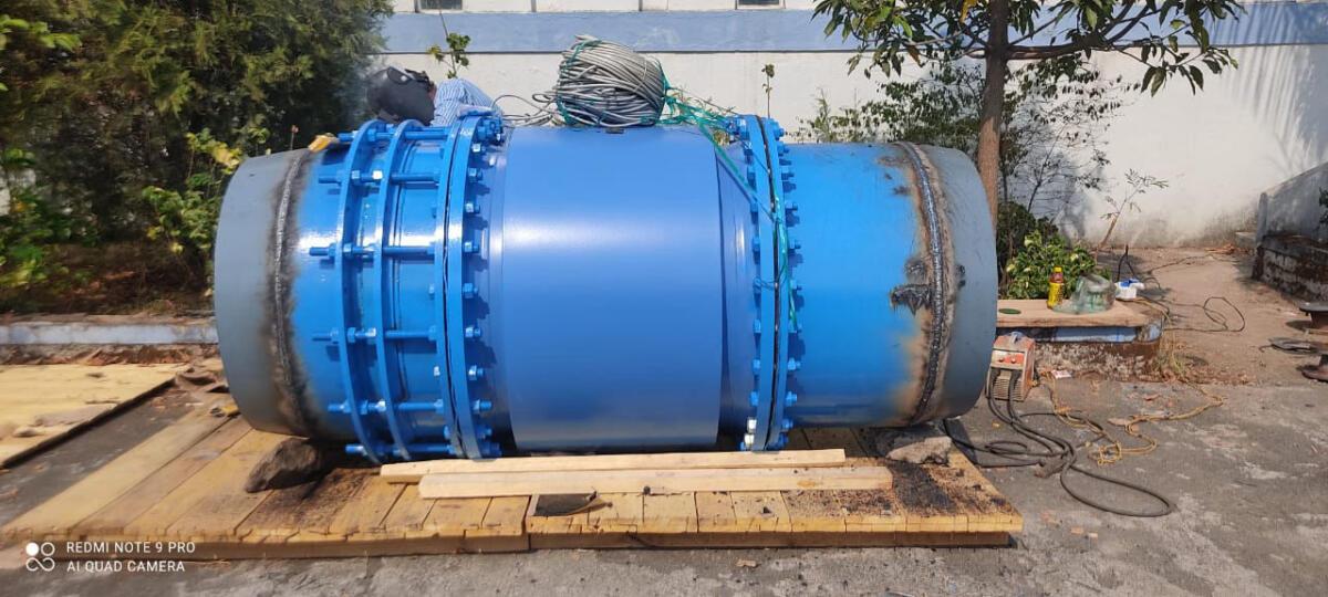 Installation-of-1000-MM-Diameter-Flowmeter-6